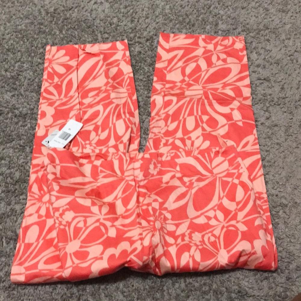 Floral Pants no pockets great fit machine washable coral & peach colors